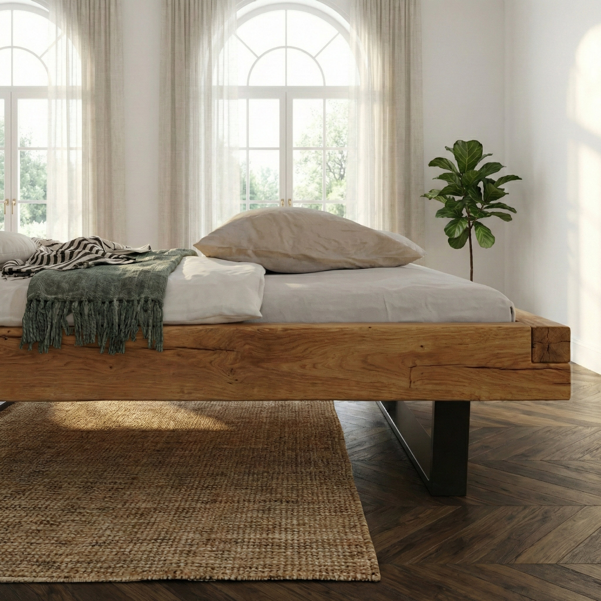 Frigg bjælkesengeramme i massivt egetræ  med metalben uden gavl – Natur olie