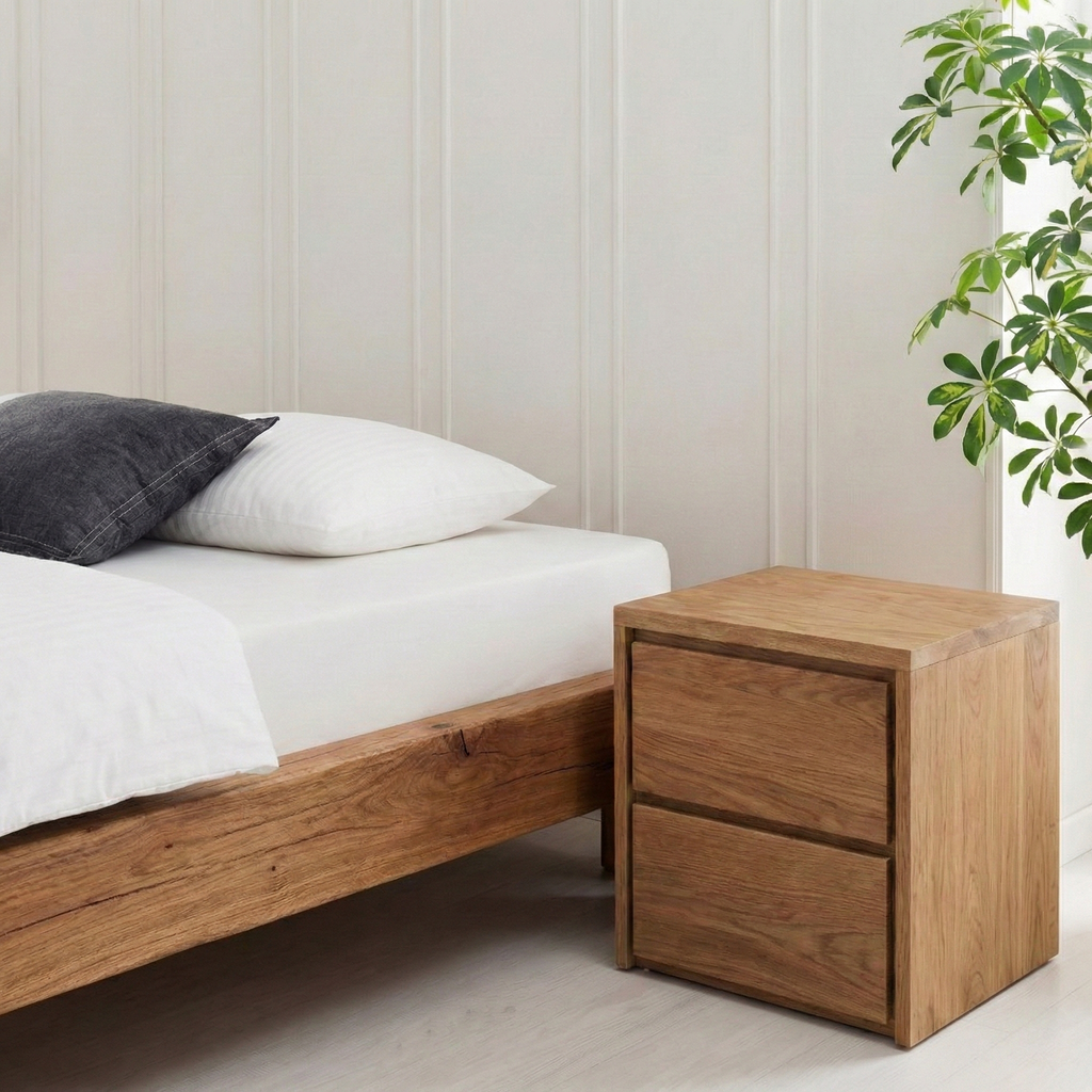 Frigg bjælkesengeramme i massivt egetræ med træben uden gavl – Natur olie