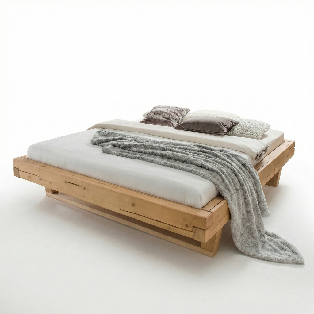 Frigg bjælkesengeramme i massivt grantræ med træben uden gavl – Bivoks