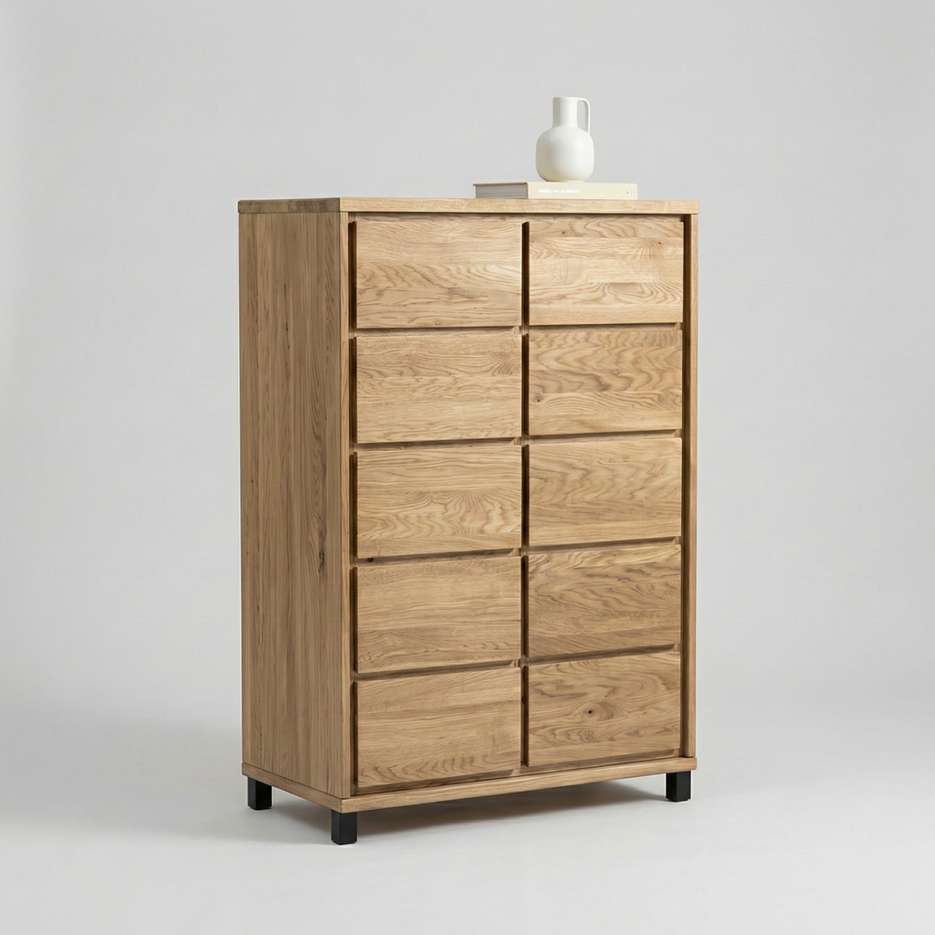 Heimdal kommode i massivt egetræ med 1 låge og 5 skuffer på ben – Natur olie